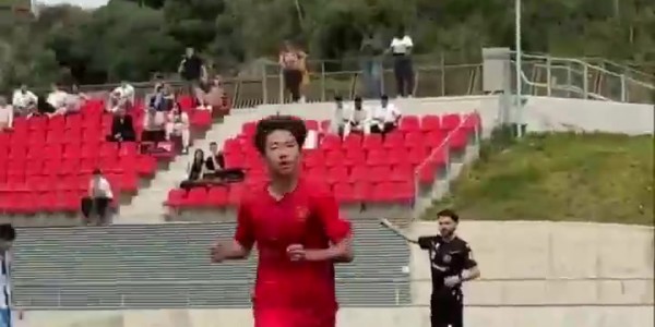 开云官网-董路：14岁李昊炎正式签约巴萨拉玛西亚U15，中国足球历史首位