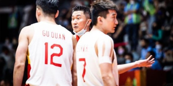 kaiyun-【体坛篮球秀】中国男篮夏季总结：痛苦的根源是无能