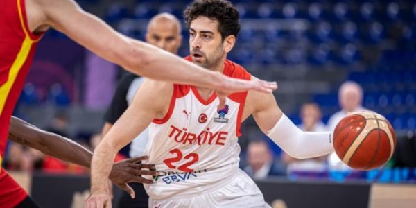 男篮欧洲杯果然精彩：开战第一天就有准绝杀出现