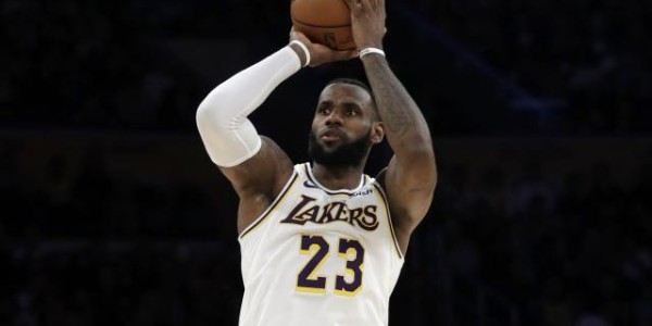 开云官网-【观察】多项里程碑等待詹皇 得分超马龙升第二在望